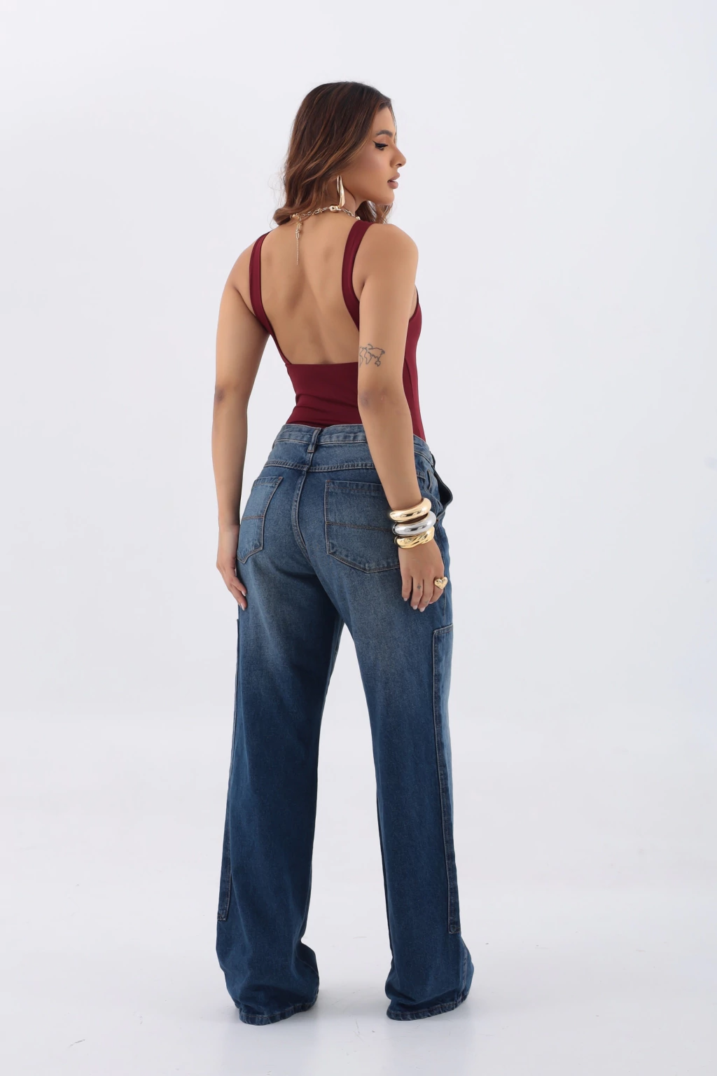 Blusa Regata com Decote nas Costas - BellaCECÍLIA