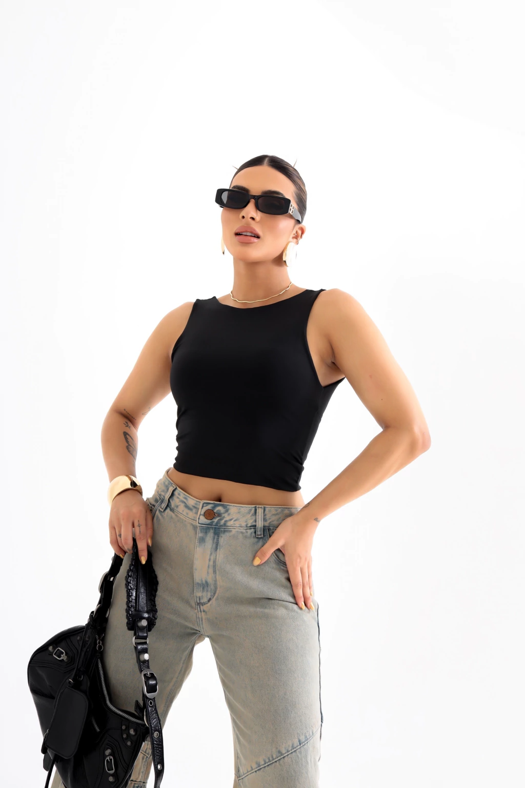 Blusa Regata com Decote nas Costas - BellaCECÍLIA