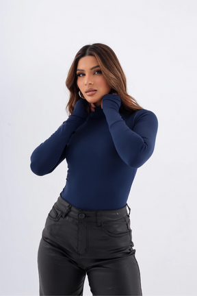 Blusa Gola Alta, Manga Longa e Abertura para o Dedo – BellaCECÍLIA